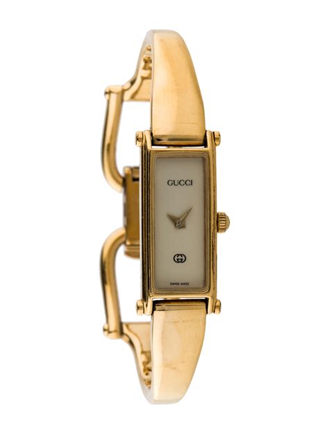 ladies gucci 1500l bracelet watch